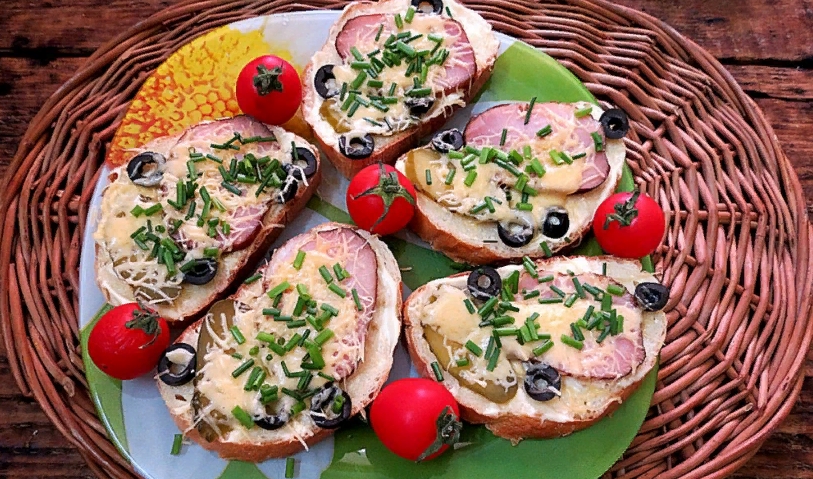 Бутерброды на праздничный стол рецепты с фото простые и вкусные